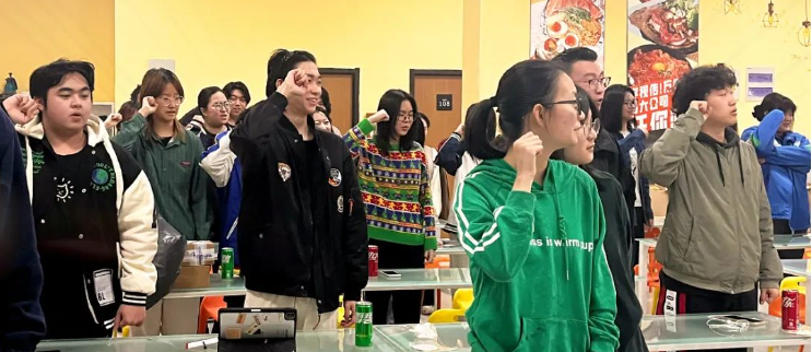 翟家班联考誓师大会圆满落幕,新的挑战即将开始!